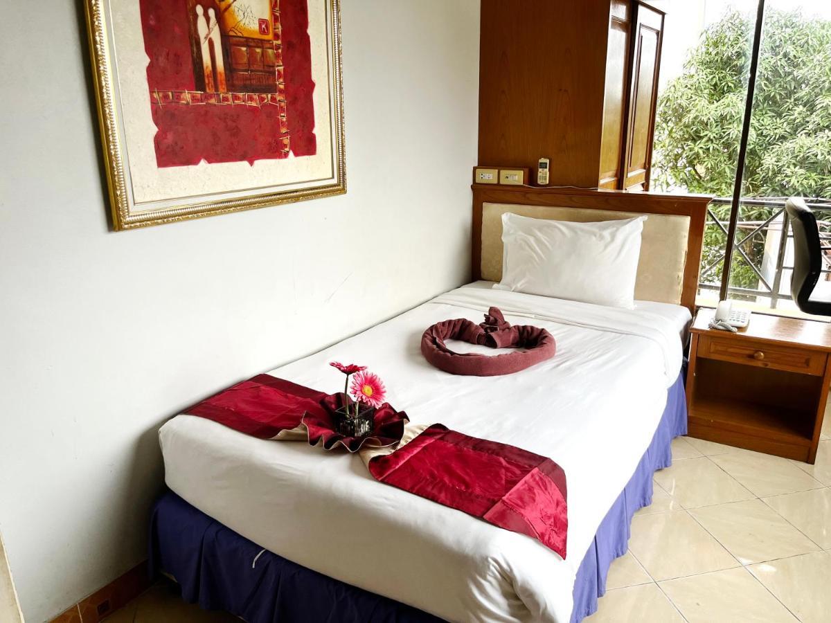 Lamai Guesthouse Patong Buitenkant foto